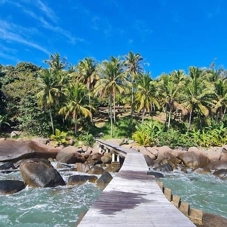 Elephant Guesthouse Beira Mar - Suites Com Cafe Da Manha Ilhabela Exterior foto